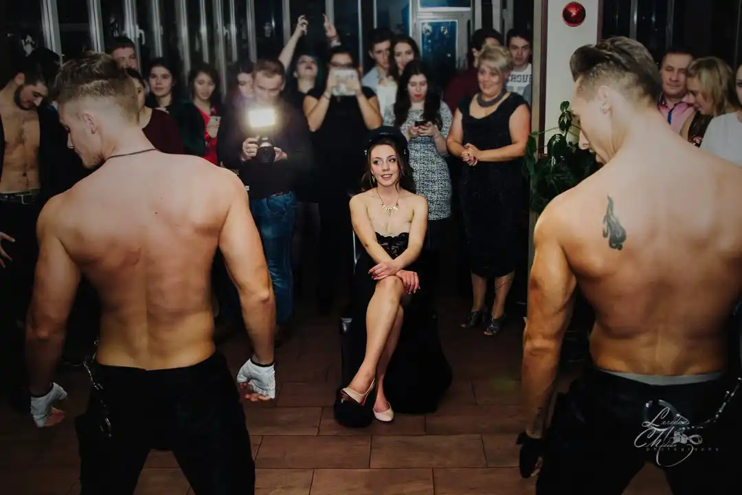 burlacite in beius  cu striperi